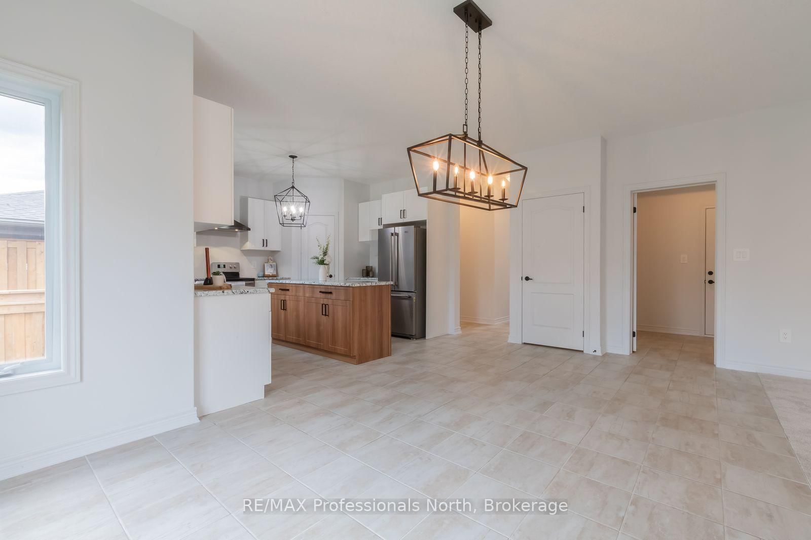 75 Eaglecrest Avenue • Huntsville, ON photo 11