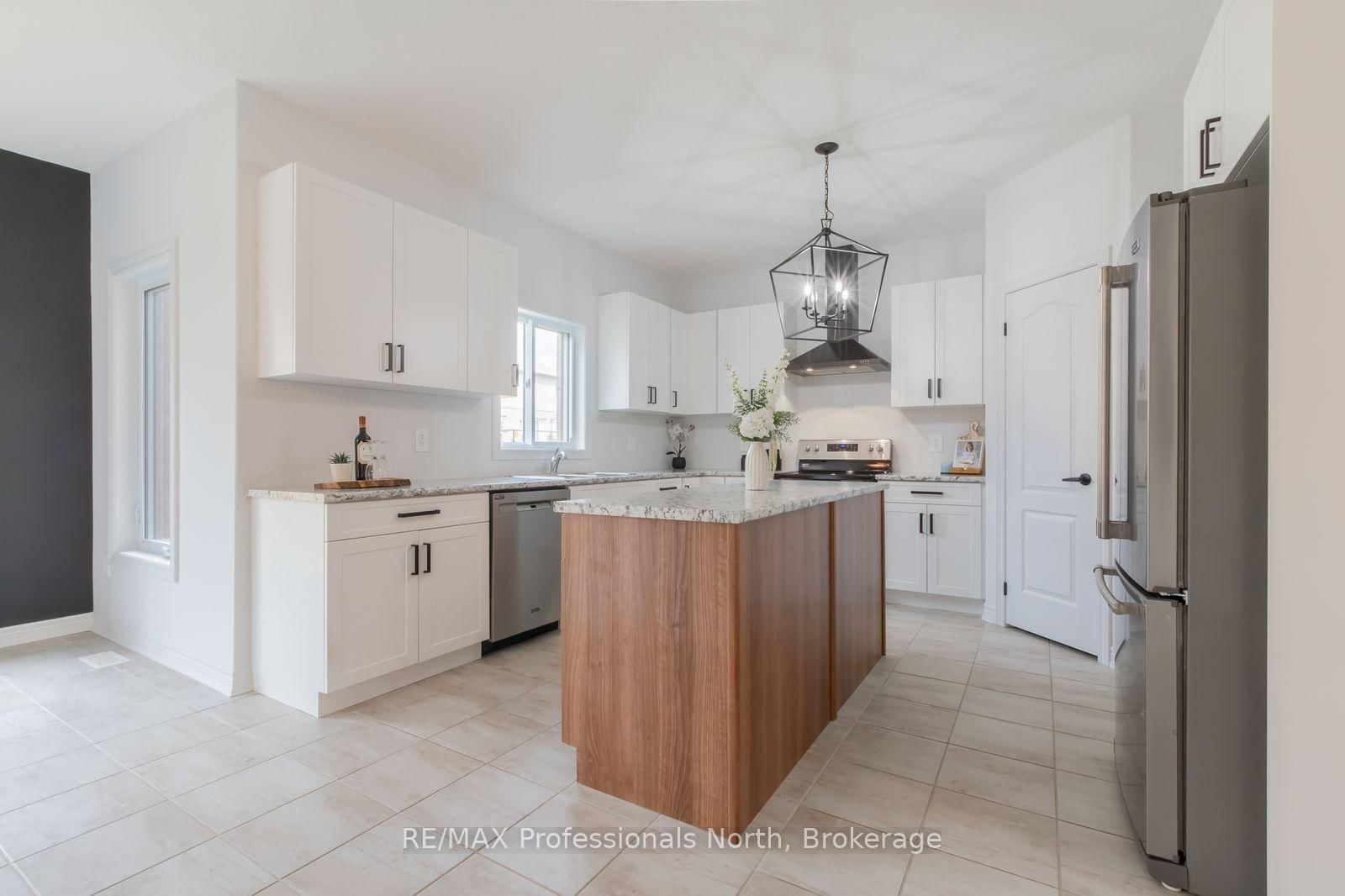 75 Eaglecrest Avenue • Huntsville, ON photo 14