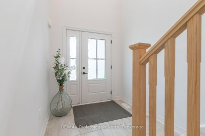 75 Eaglecrest Avenue • Huntsville, ON photo 4