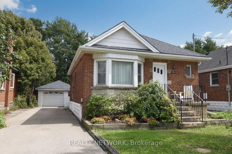 575 Upper Wentworth Street