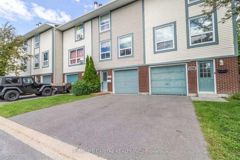 1949 Greenway Park Lane