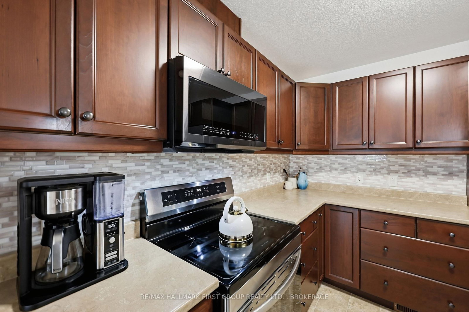 1286 Mazzolin Crescent • Kingston, ON photo 11