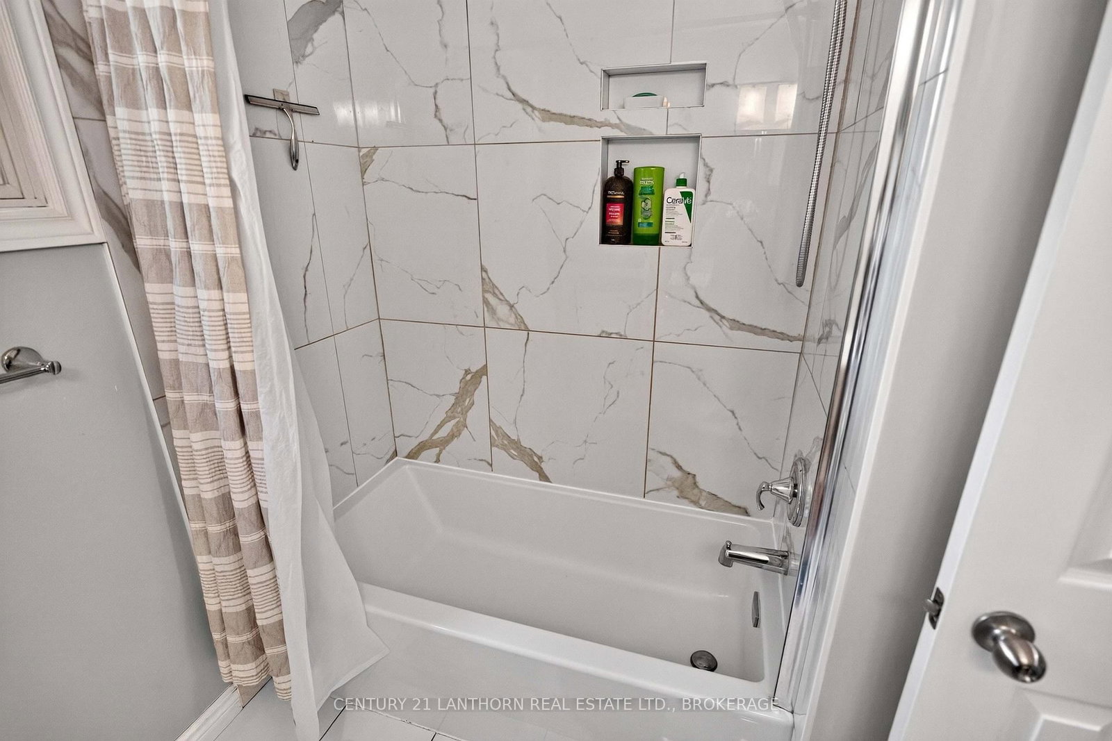 1006 Dillingham Street • Kingston, ON photo 39