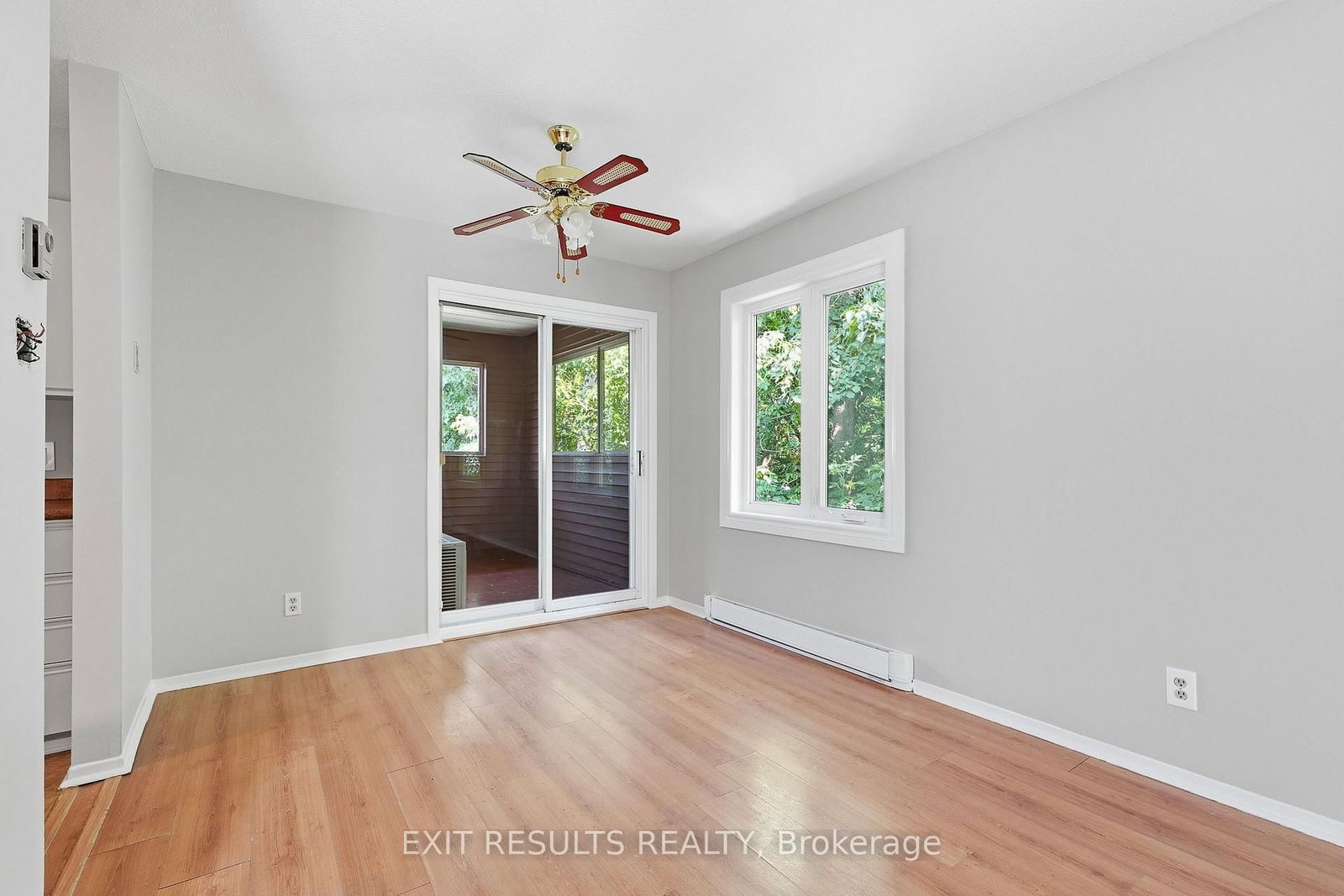 1035 - J Cummings Avenue • #13 • Ottawa, ON photo 12