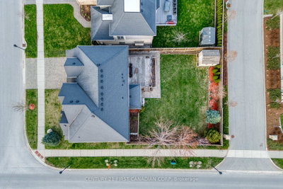 1895 Sumac Way • London South, ON photo 6