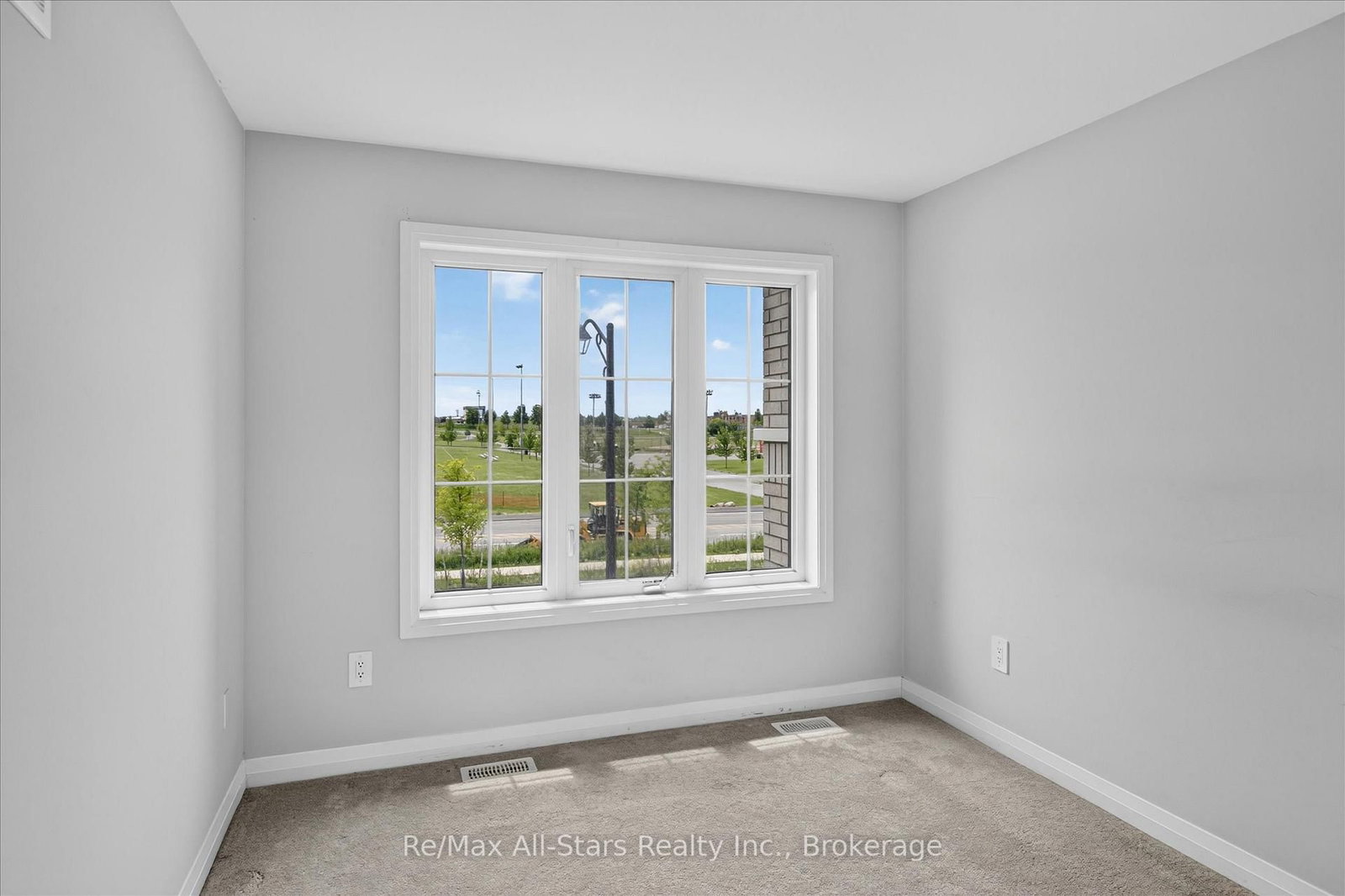 62 Corley Street • Kawartha Lakes, ON photo 24