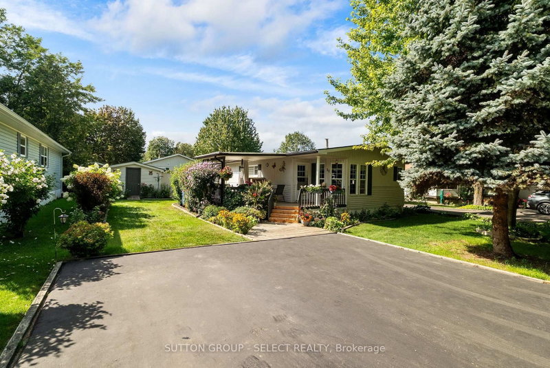 11 Huron Lane