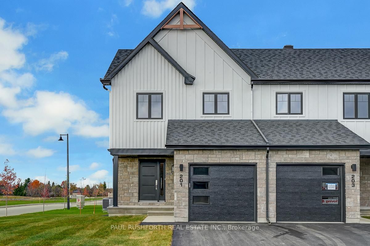 261 Peacock Drive • Russell, ON photo 1