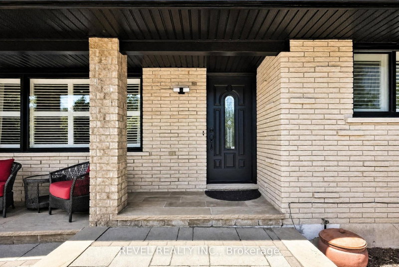 1036 Shellard Sdrd photo 5