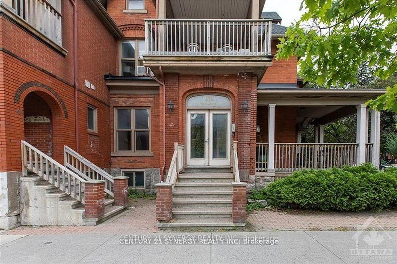 11 - 450 Maclaren Street