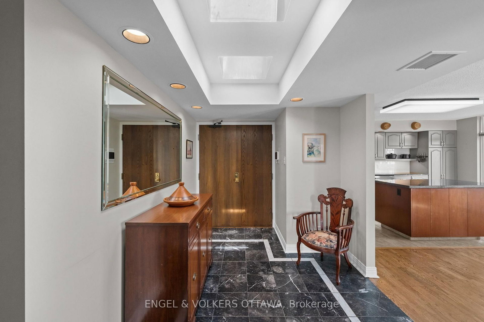555 Wilbrod Street, Unit 801 - Photo 7