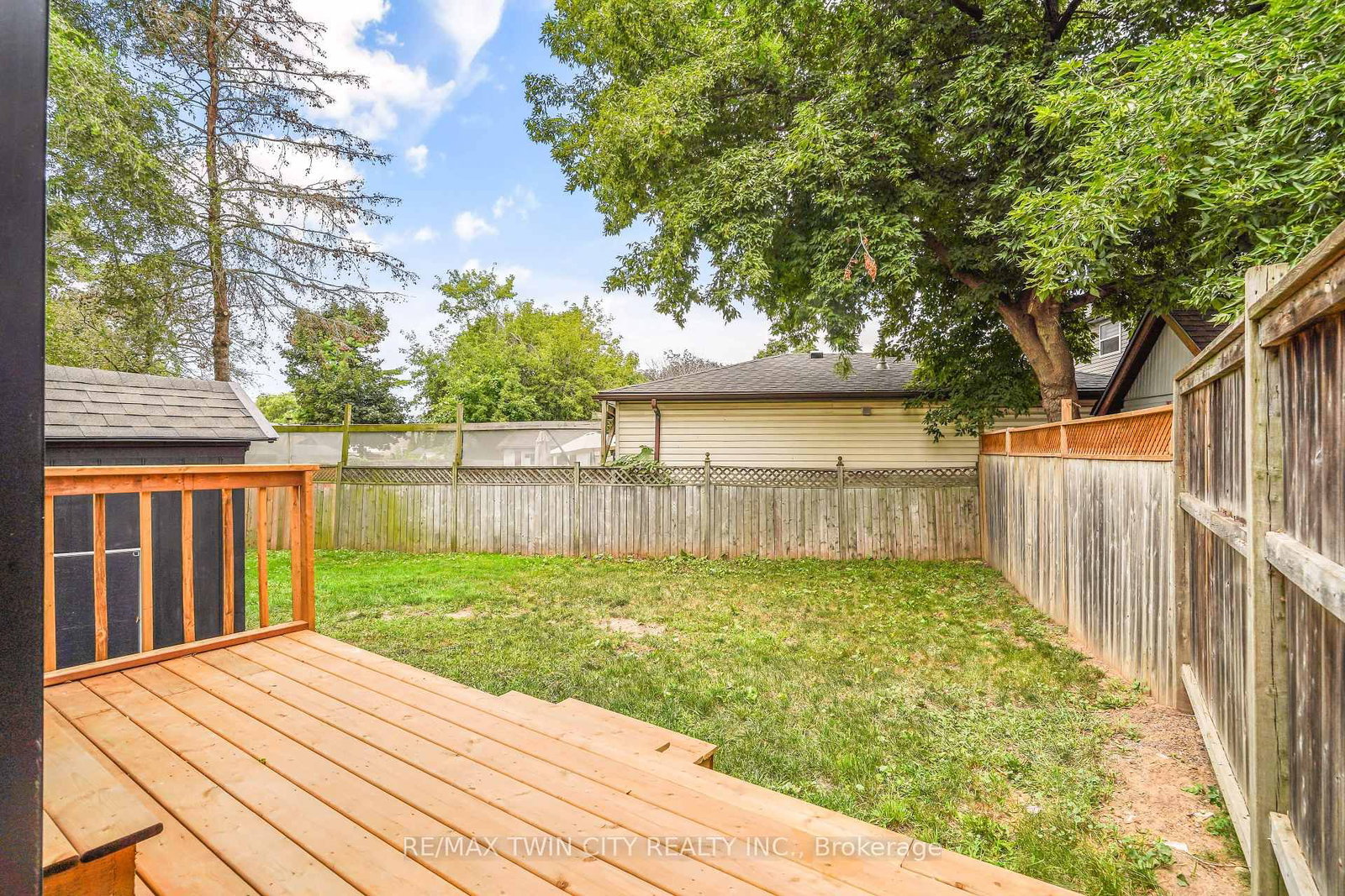 150 Stanley Street • Brantford, ON photo 42