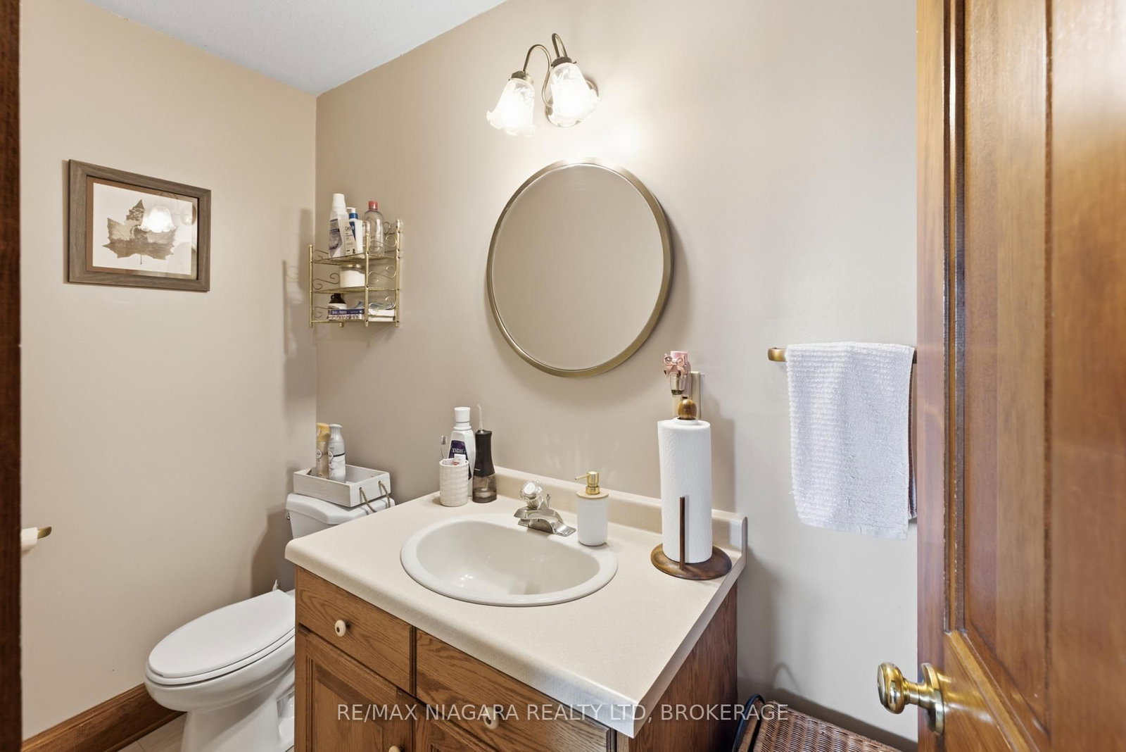 4491 Canborough Road • West Lincoln, ON photo 10