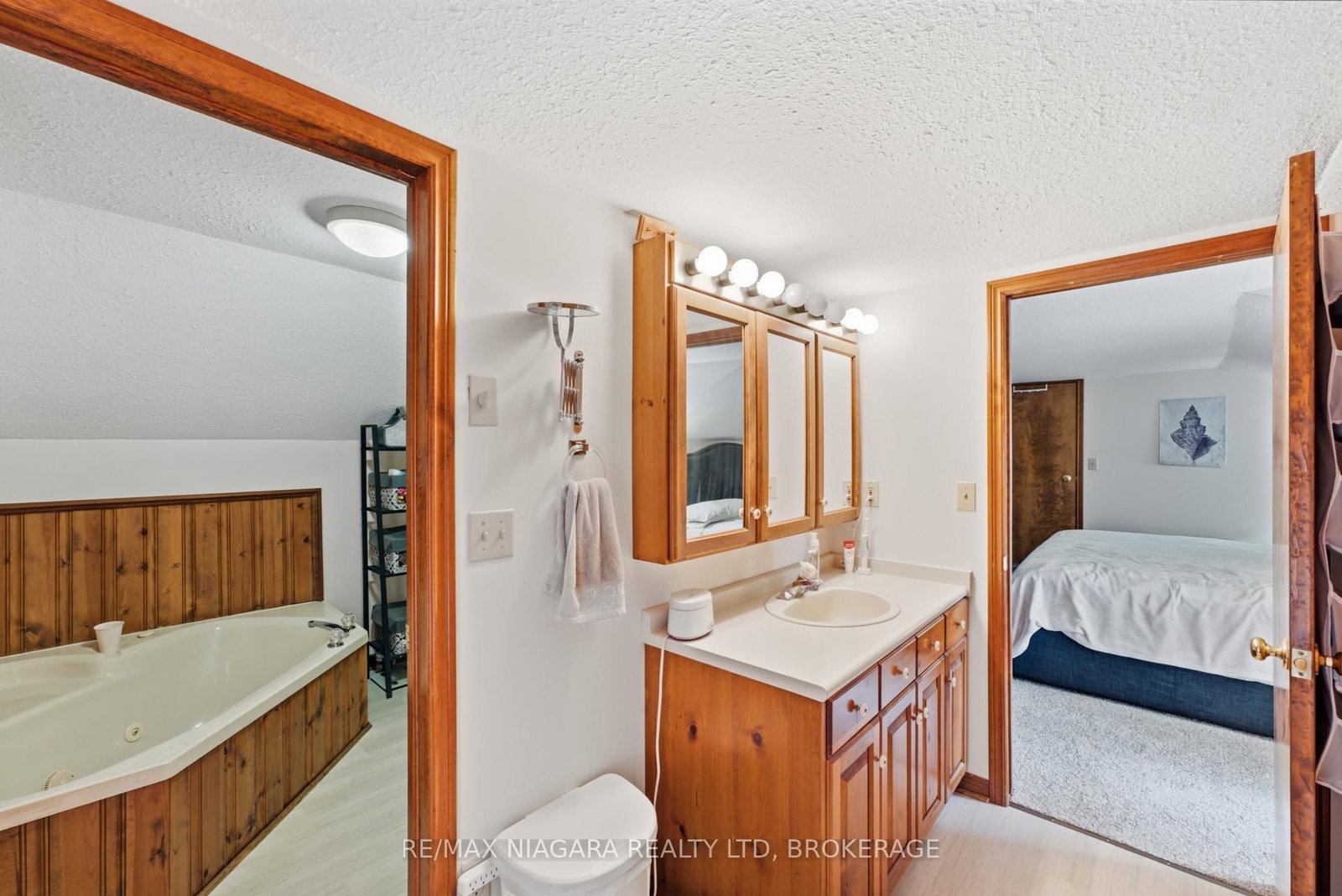 4491 Canborough Road • West Lincoln, ON photo 18