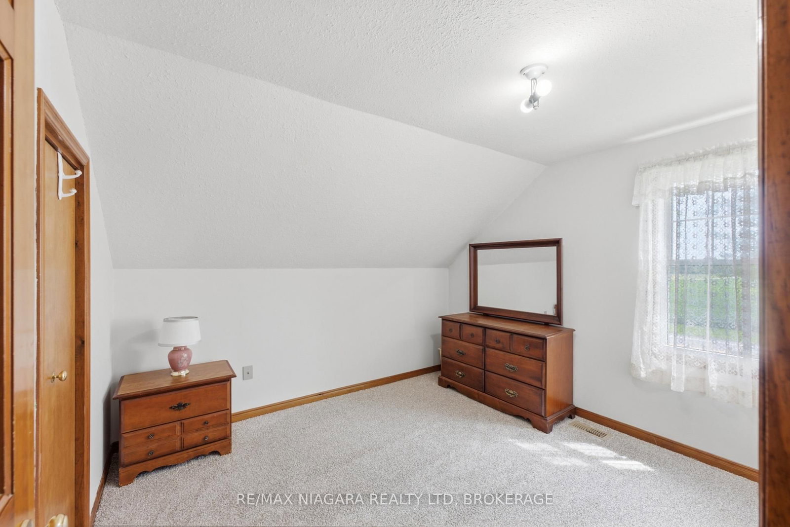 4491 Canborough Road • West Lincoln, ON photo 20