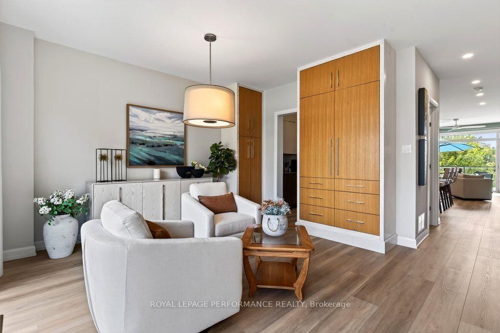 312 Sanctuary Private • Ottawa, ON photo 14