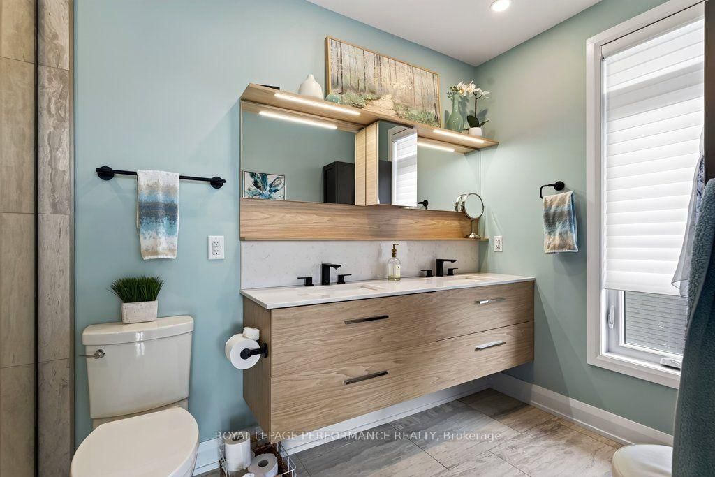 312 Sanctuary Private • Ottawa, ON photo 38