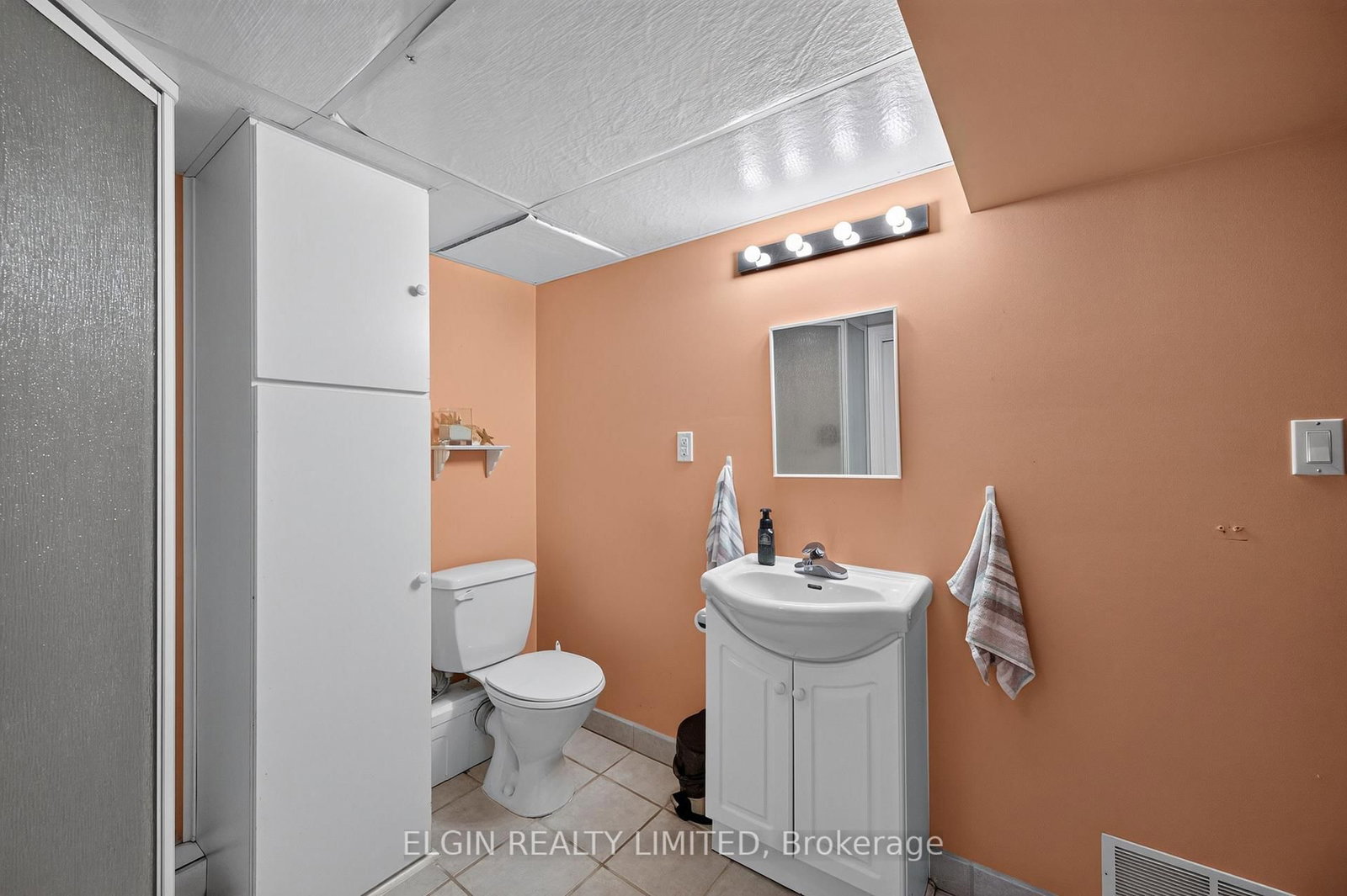 264 Hill Street • Central Elgin, ON photo 39
