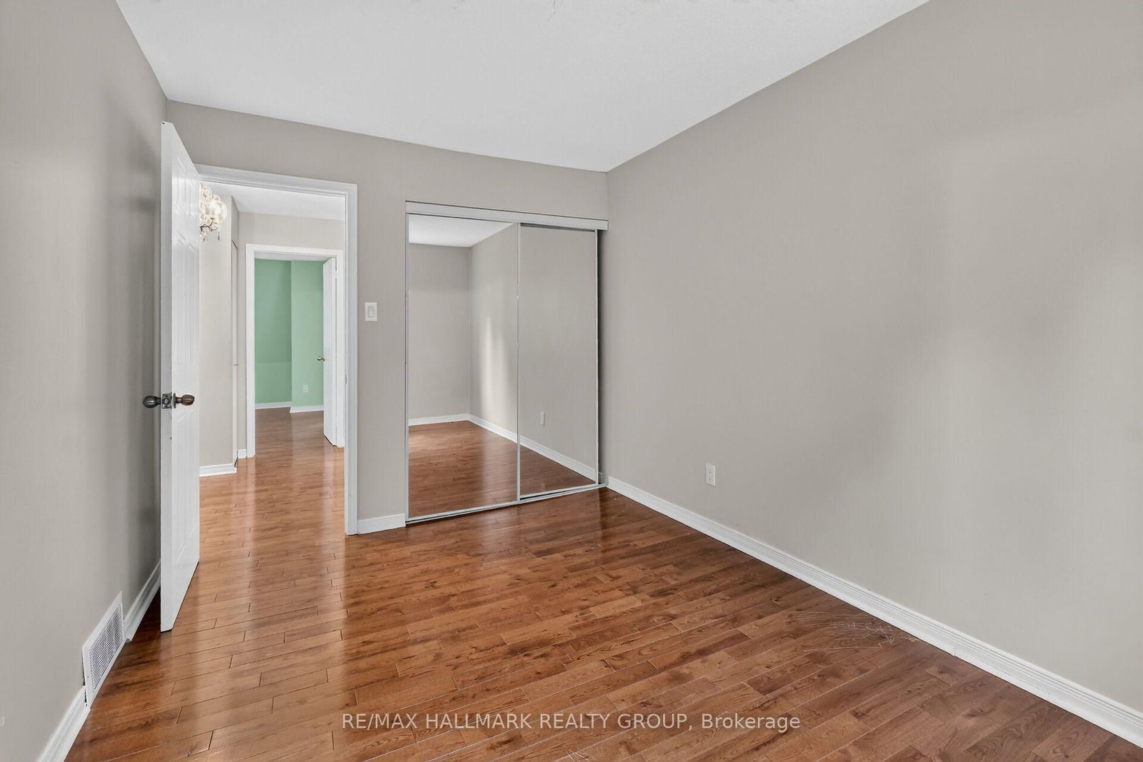 1427 Forge Street • Ottawa, ON photo 19