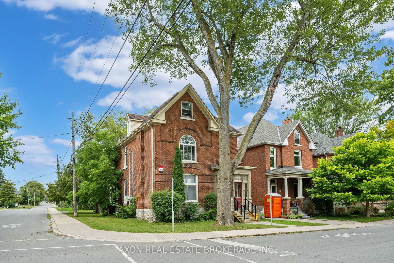 Listing Image 3