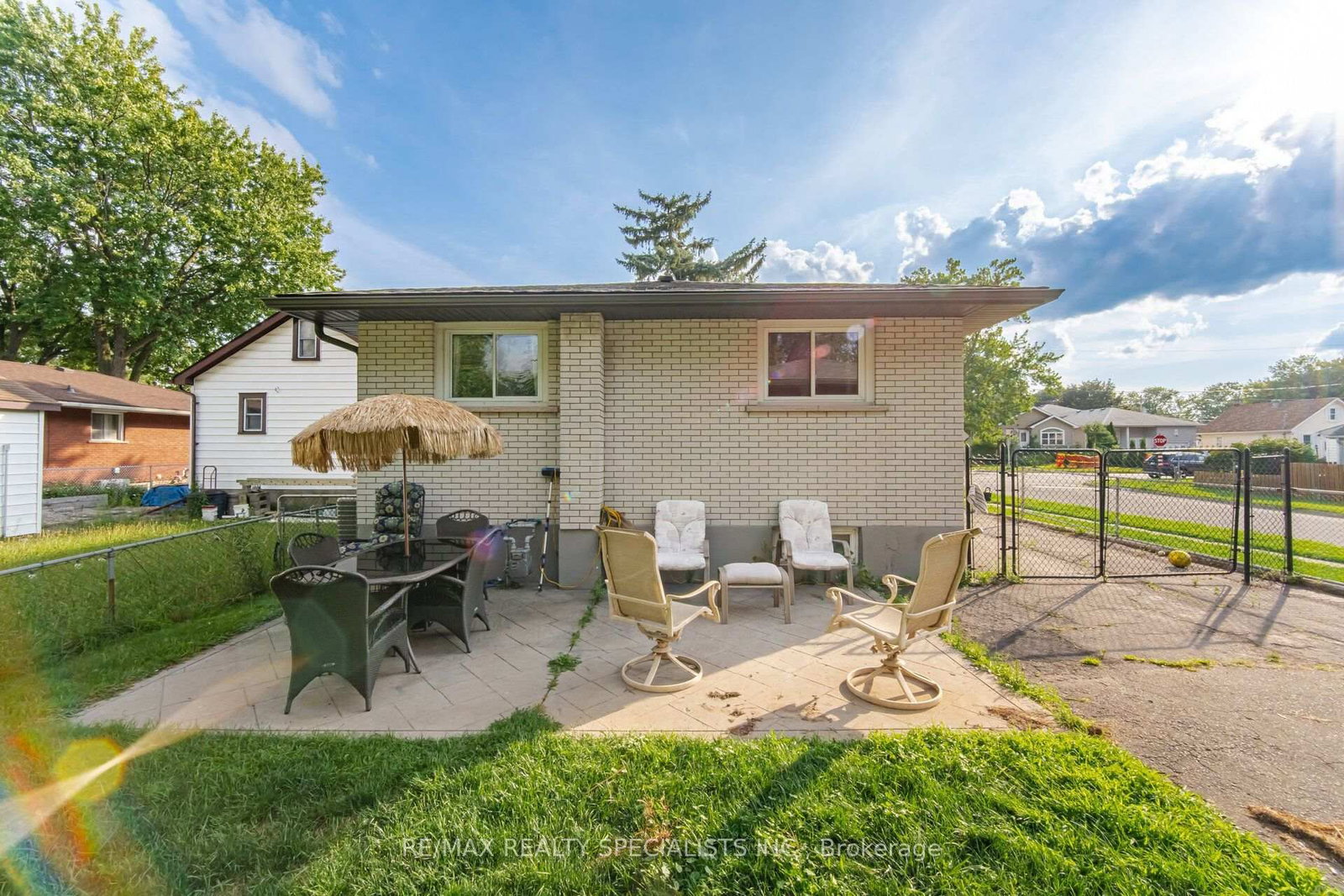60 Elmwood Avenue • Cambridge, ON photo 42