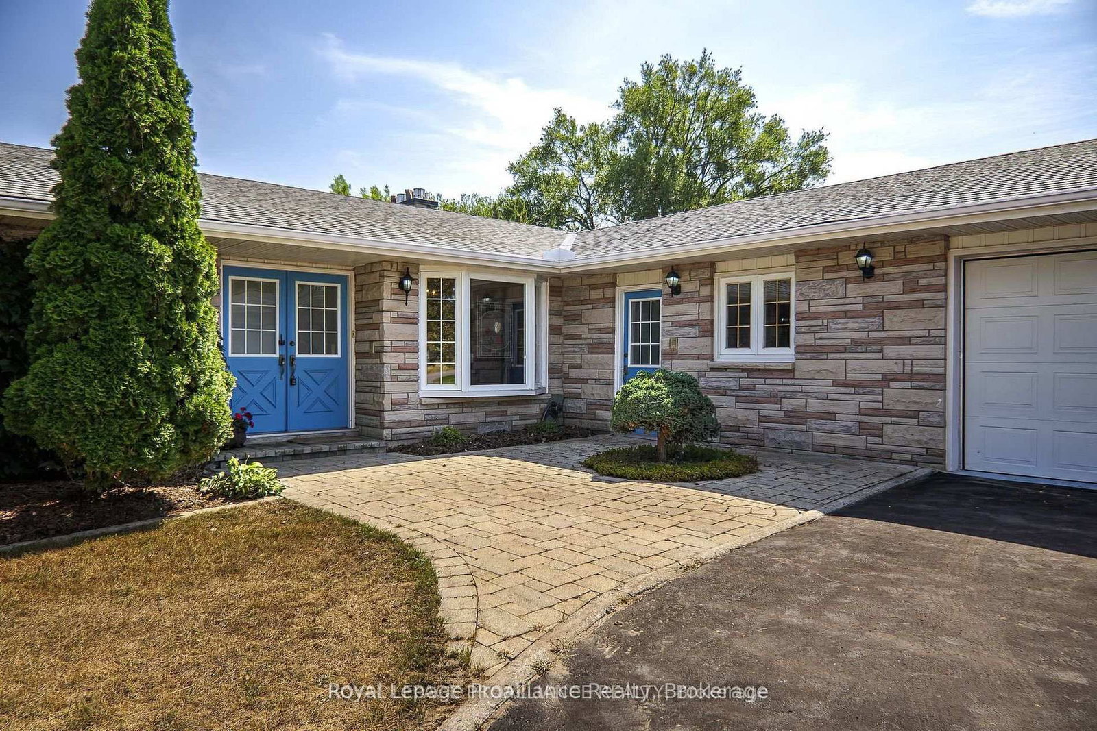 95 Baylea Drive • Quinte West, ON photo 4
