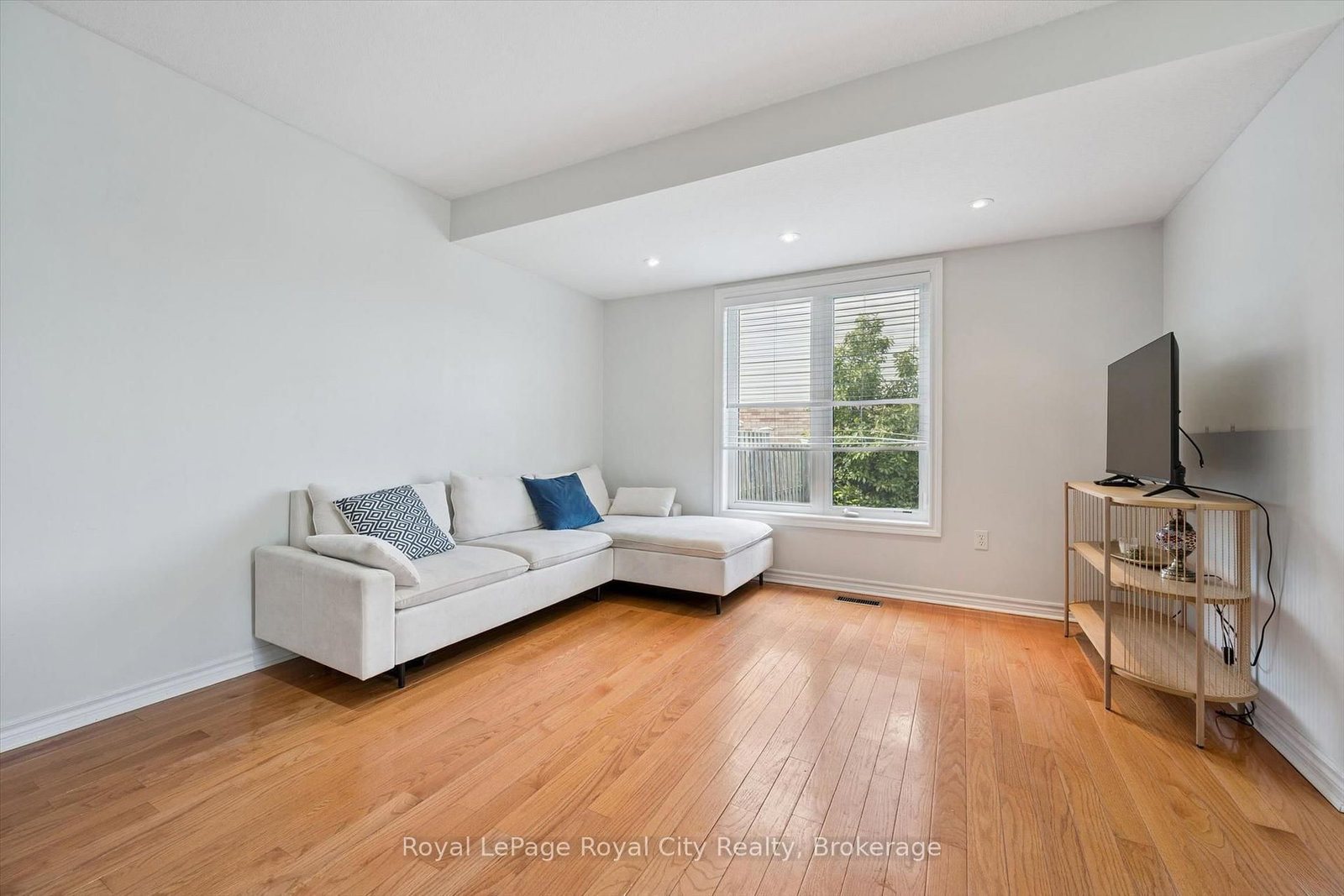 58 Wilkie Cres, Guelph, view 8