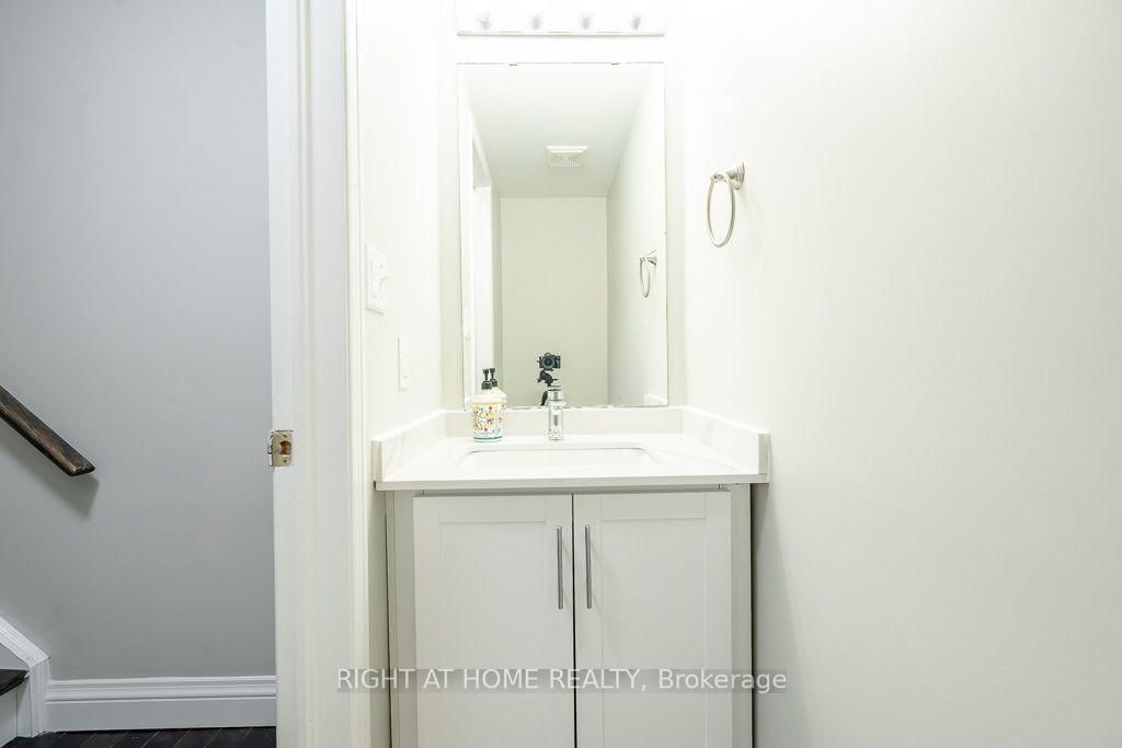 27 Panorama Way • Hamilton, ON photo 28