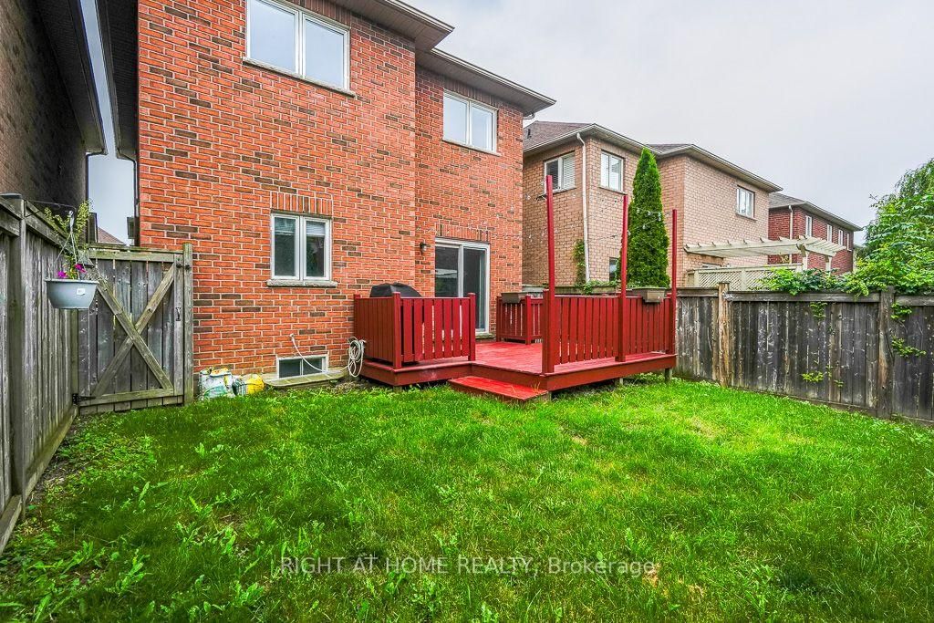27 Panorama Way • Hamilton, ON photo 39