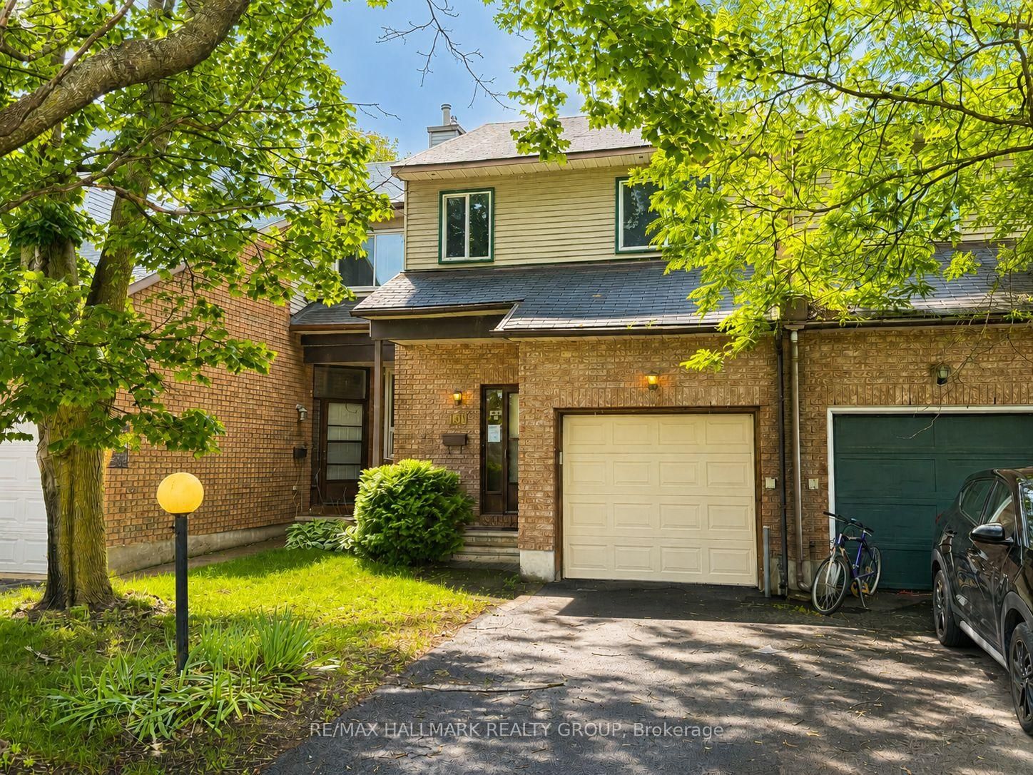 181 Tartan Drive • Barrhaven, ON photo 1
