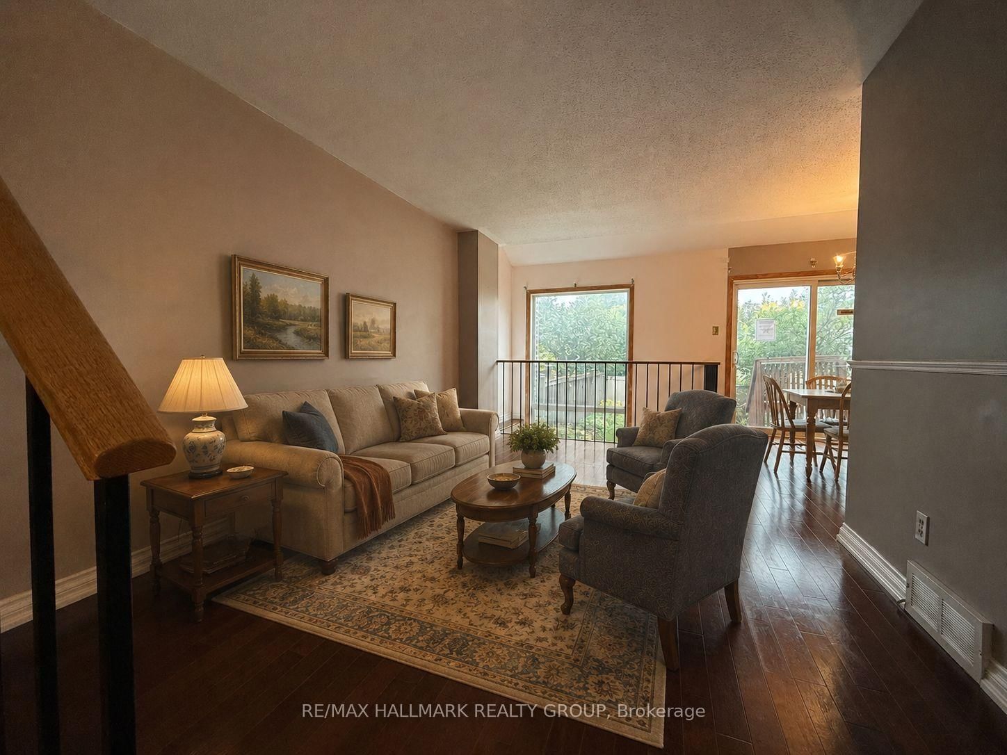 181 Tartan Drive • Barrhaven, ON photo 4