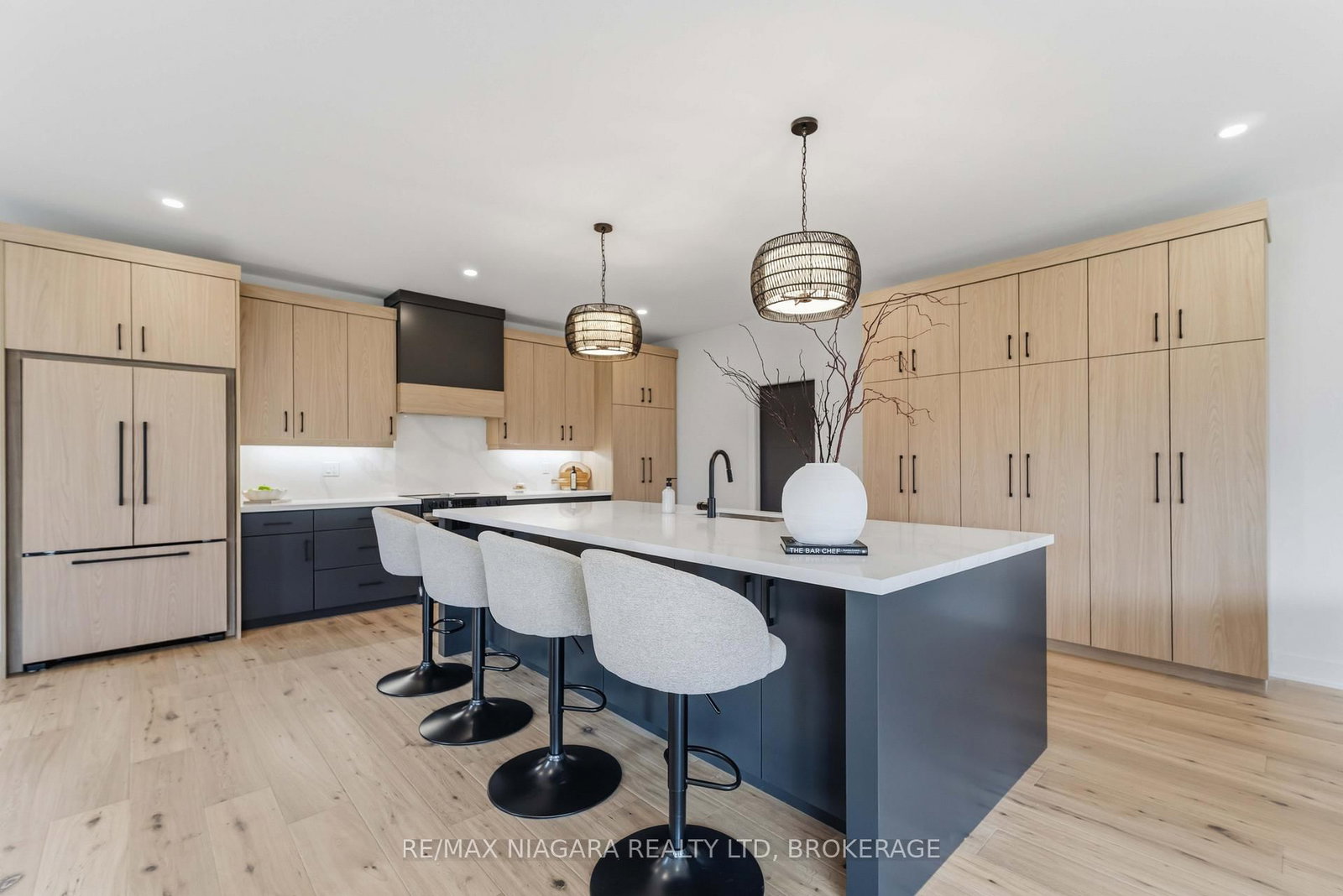 6124 Curlin Crescent • Niagara Falls, ON photo 11