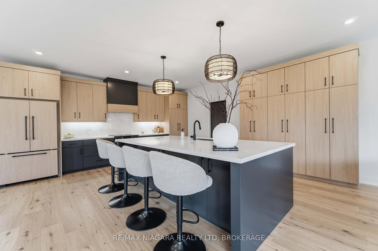 6124 Curlin Crescent • Niagara Falls, ON photo 13