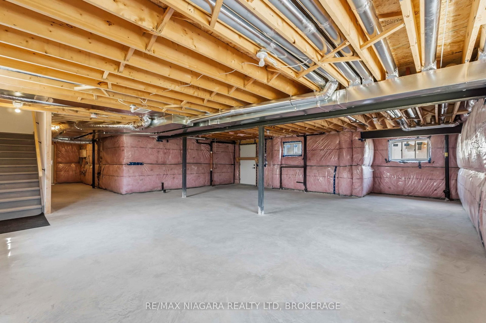 6124 Curlin Crescent • Niagara Falls, ON photo 32