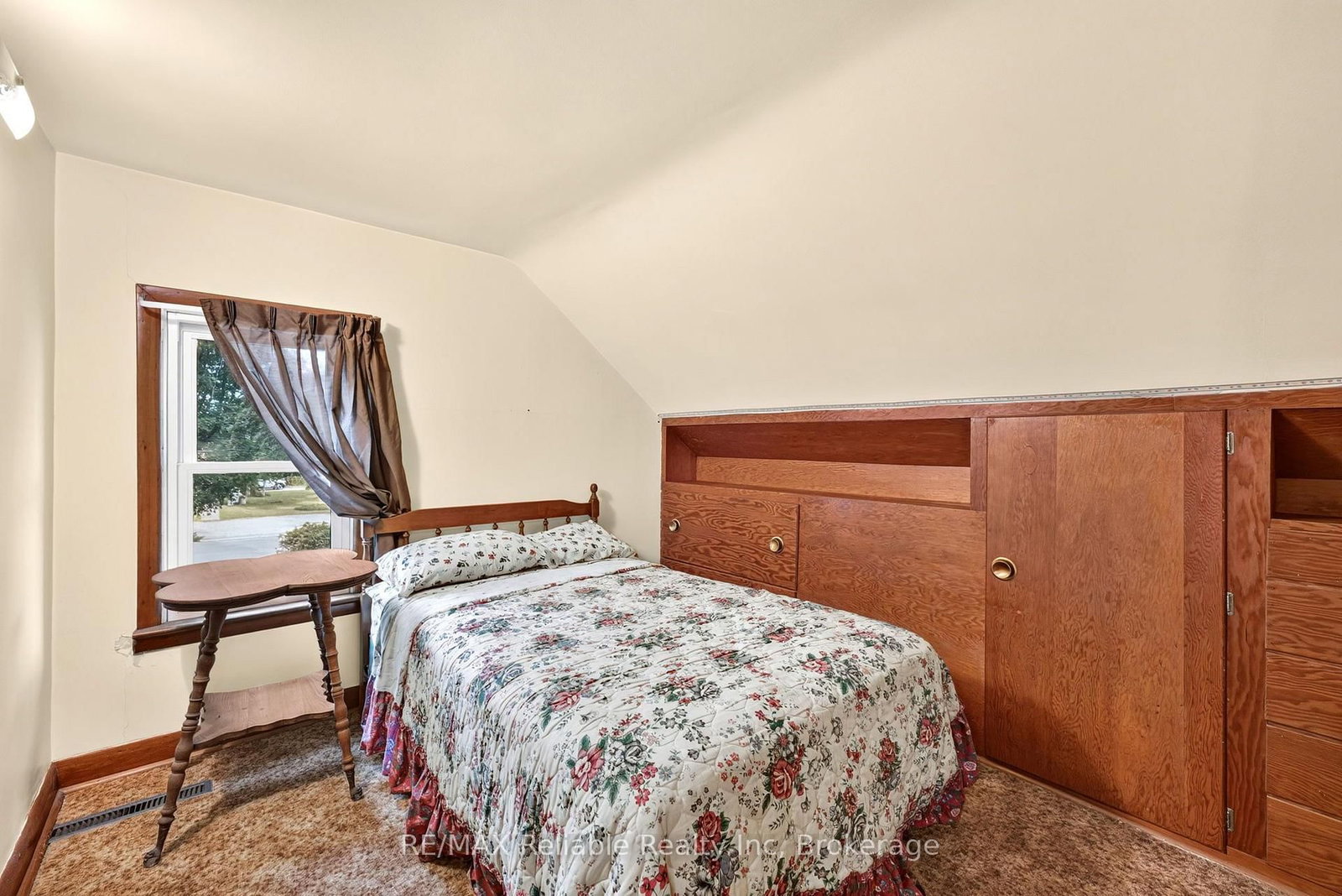 137 James Street • Huron East, ON photo 18