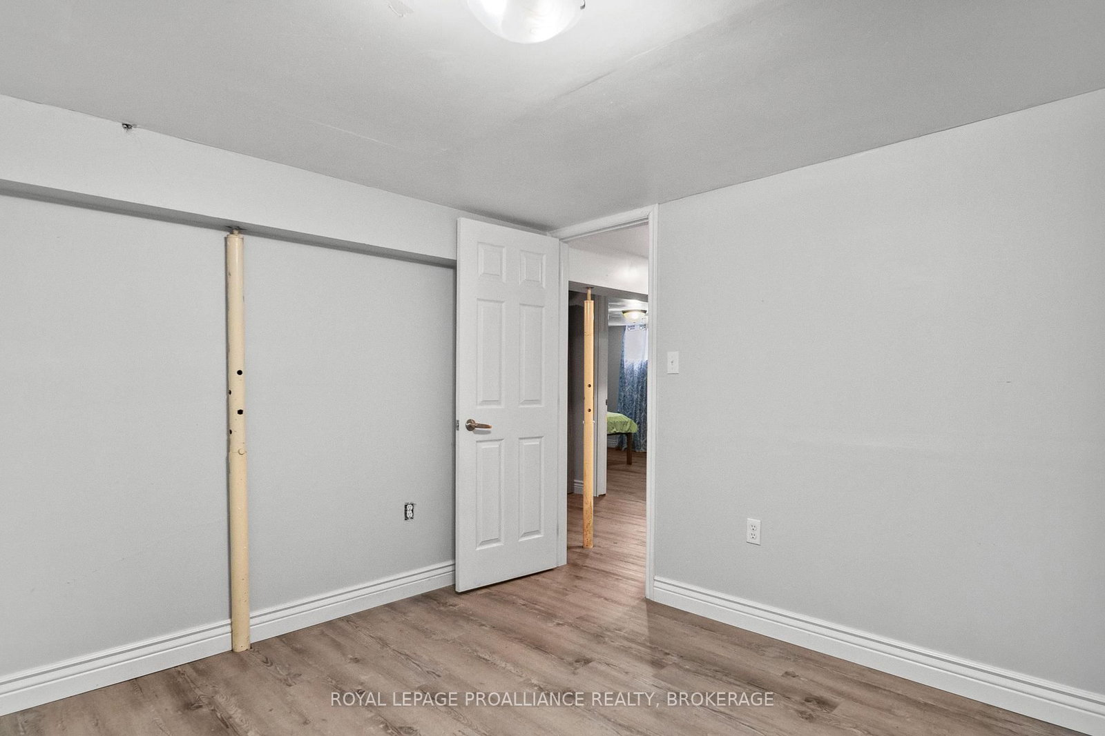 1911 Unity Road • Mcdonalds Corners, ON photo 26