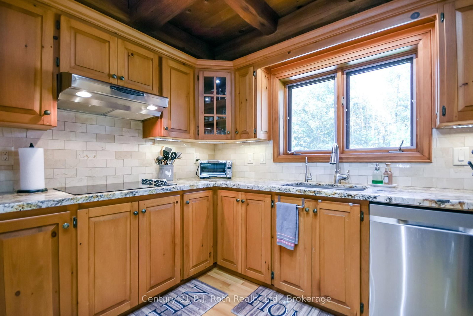 89 MCCRACKIN Avenue • Kawartha Lakes, ON photo 12