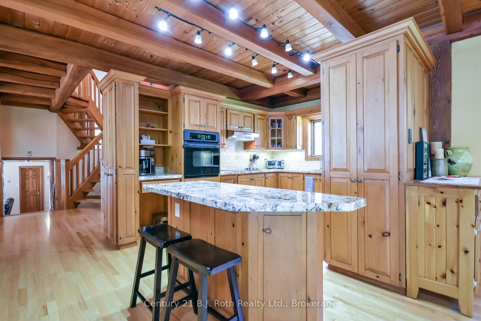 89 MCCRACKIN Avenue • Kawartha Lakes, ON photo 13
