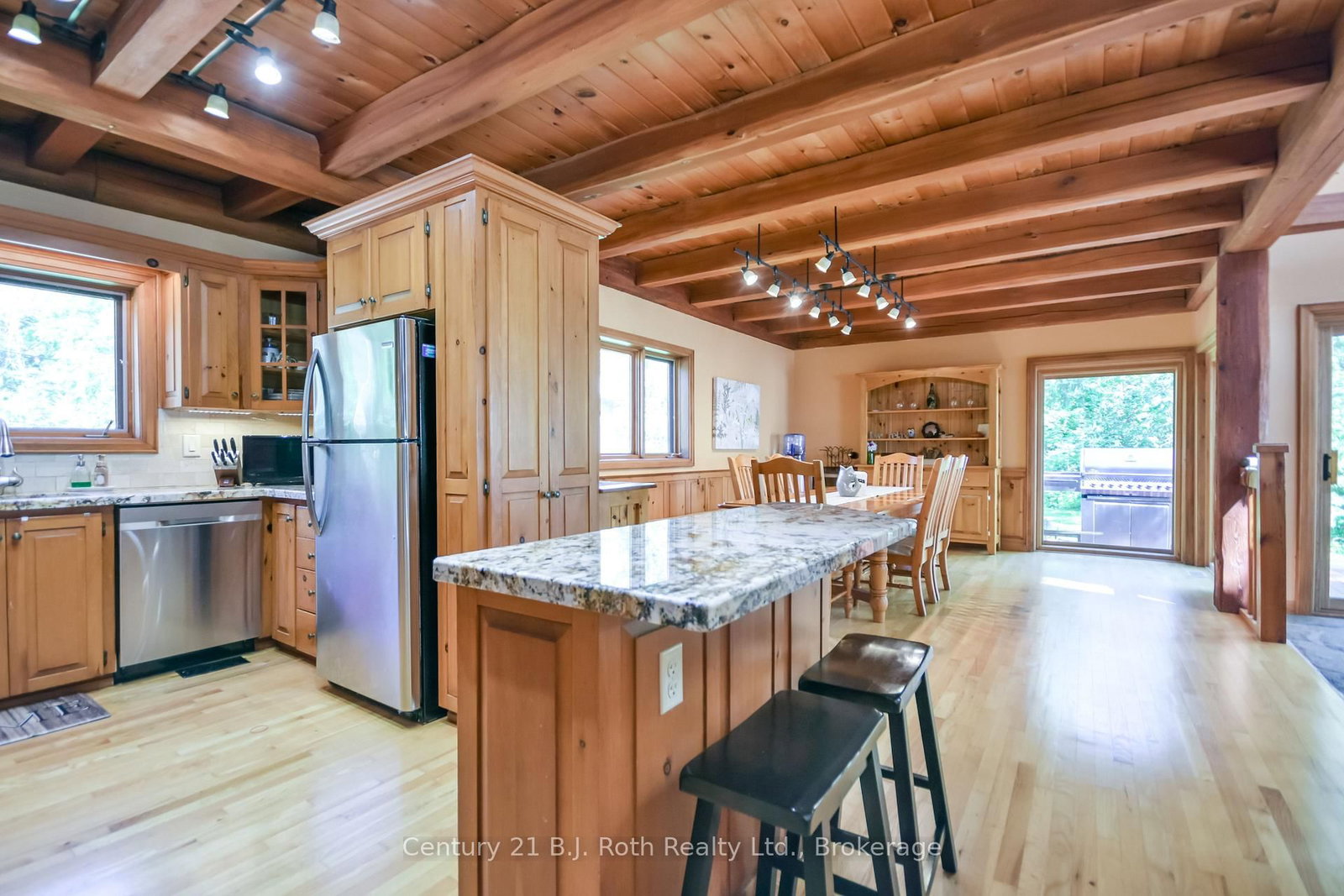 89 MCCRACKIN Avenue • Kawartha Lakes, ON photo 14
