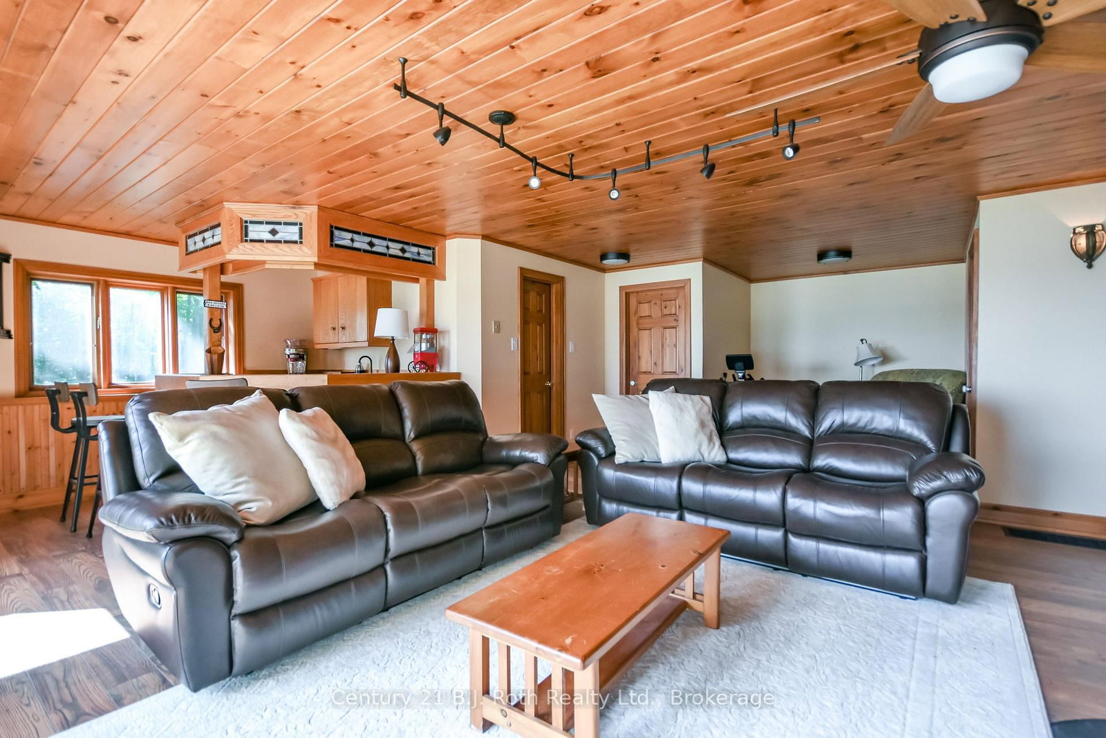 89 MCCRACKIN Avenue • Kawartha Lakes, ON photo 33