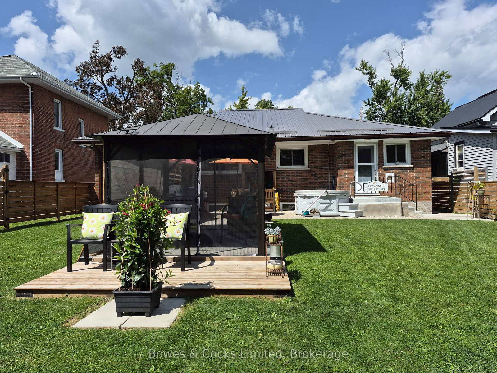 101 Russell Street • Kawartha Lakes, ON photo 25
