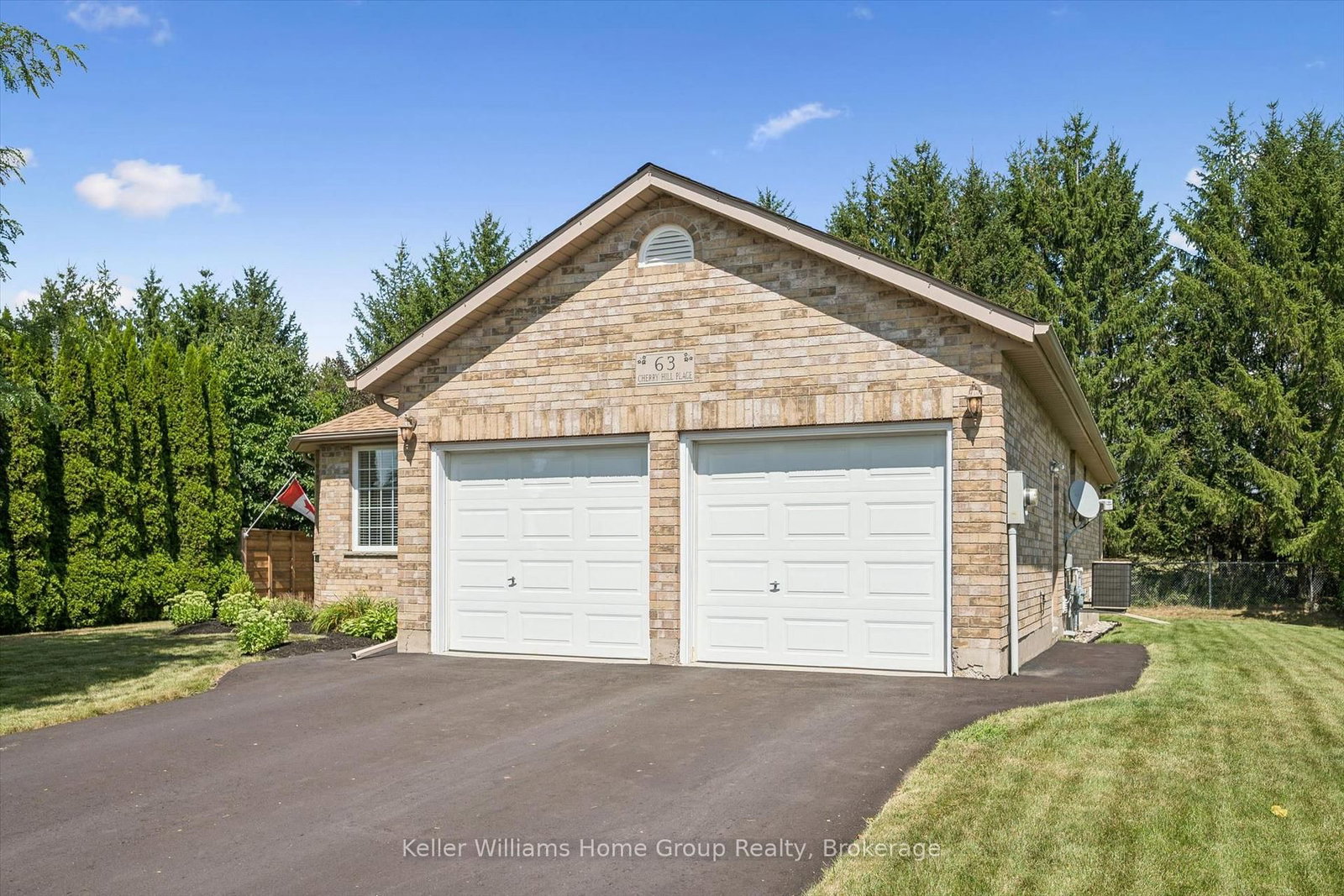 63 Cherry Hill Place • Centre Wellington, ON photo 4