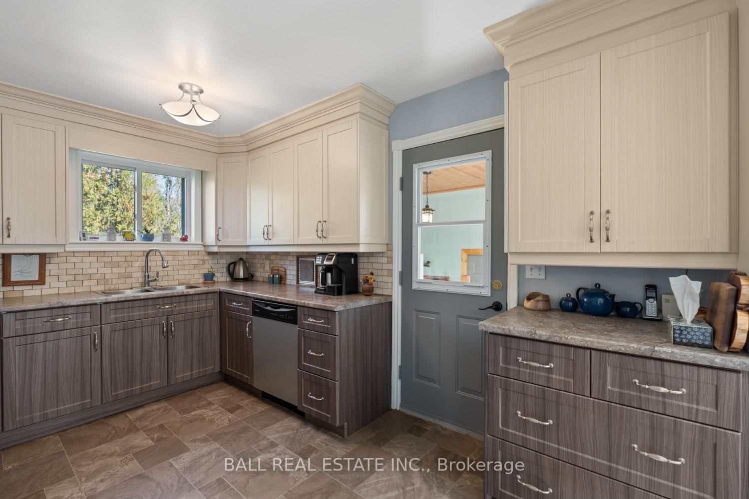 78 Thomas Drive • Kawartha Lakes, ON photo 13