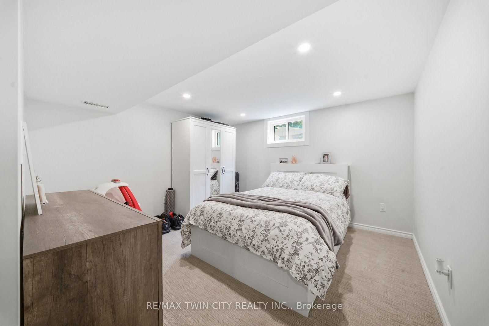 45 Wayne Drive • Brantford, ON photo 23