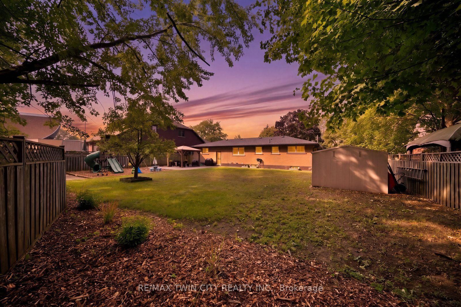 45 Wayne Drive • Brantford, ON photo 39