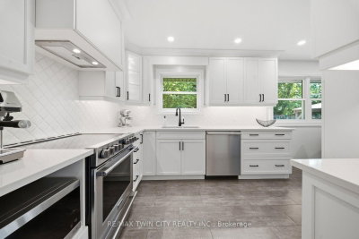 45 Wayne Drive • Brantford, ON photo 8