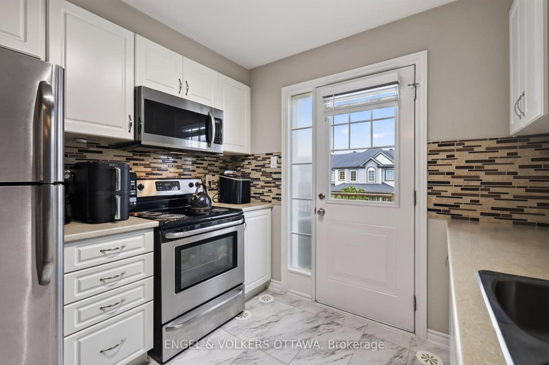 380 SWEET GRASS Circle