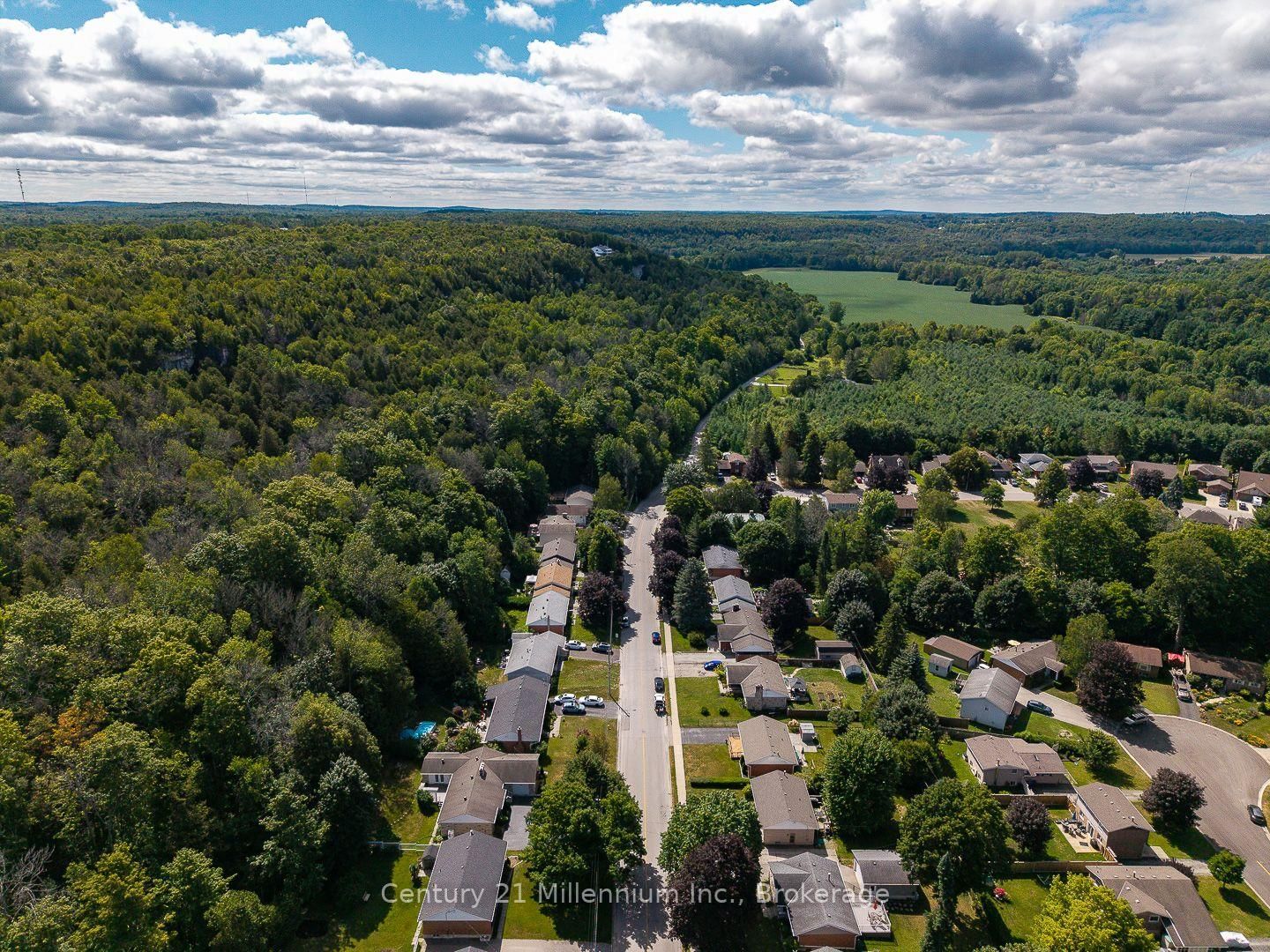 148 7th Avenue E • Owen Sound, ON photo 5