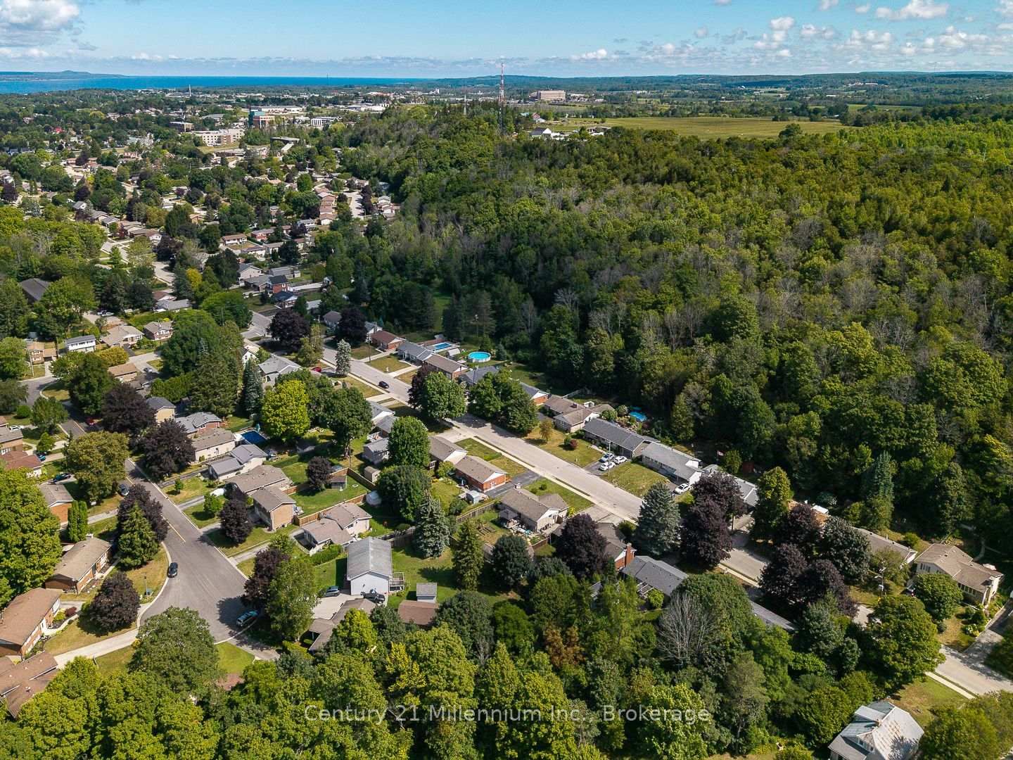 148 7th Avenue E • Owen Sound, ON photo 6