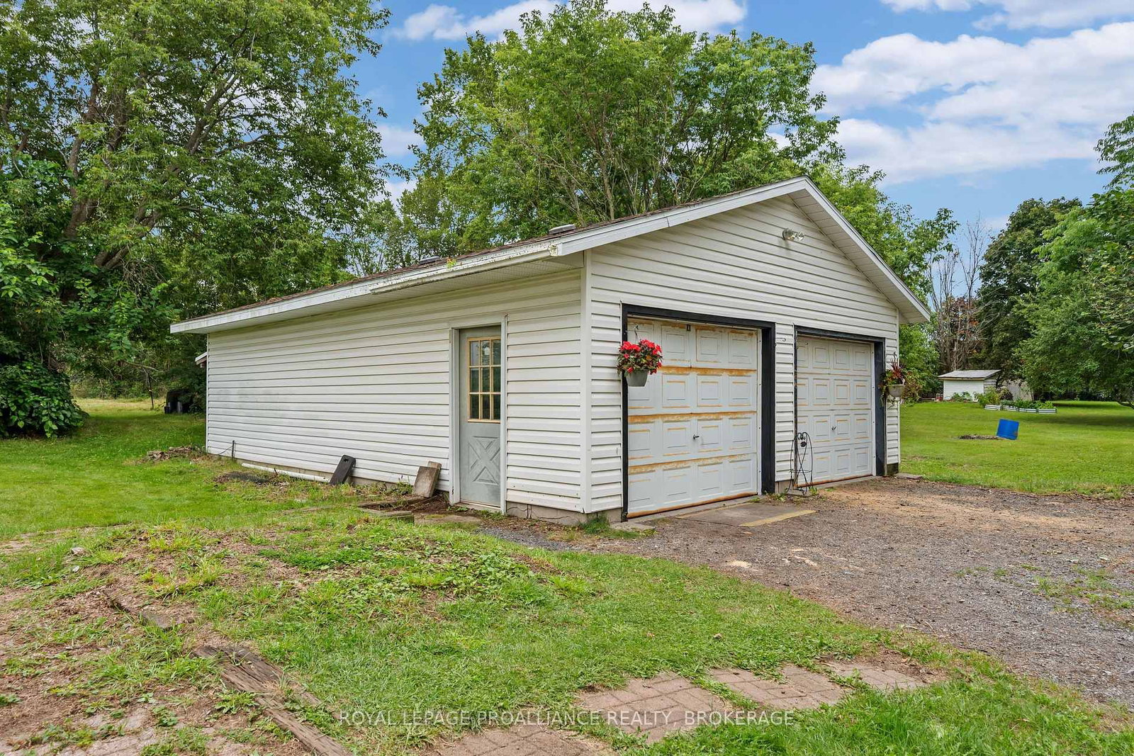 3298 Perth Road • Inverary, ON photo 29
